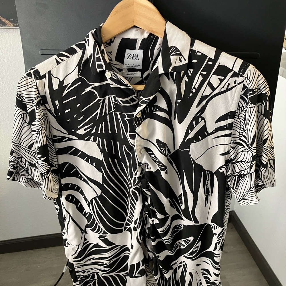 Zara Monochrome Leaf Print Men's Shirt